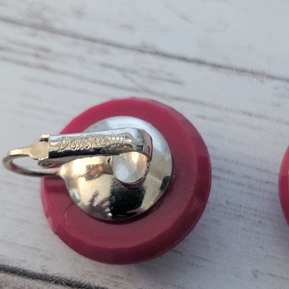 Vintage Dalshem Clip On Earrings Red Faceted Circle 7/8" - Picture 6 of 6